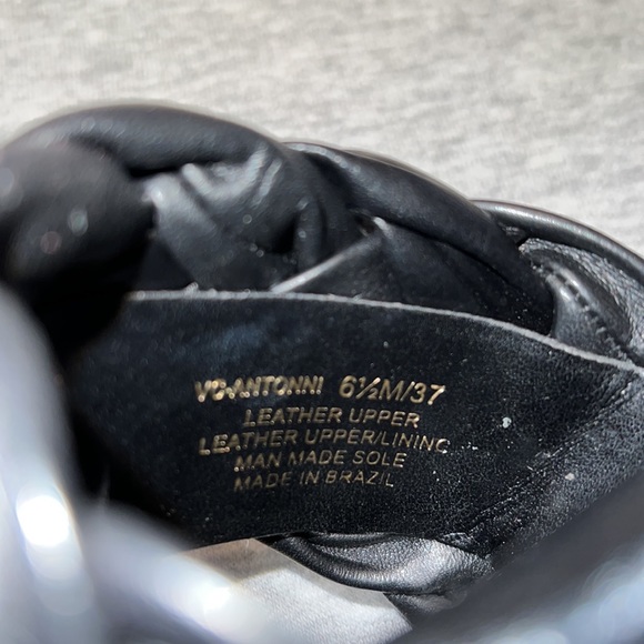 *NWT* Vince Camuto Antonni Slides - Picture 7 of 7